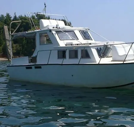 Sailor's On The * Nikiti (Sithonia)